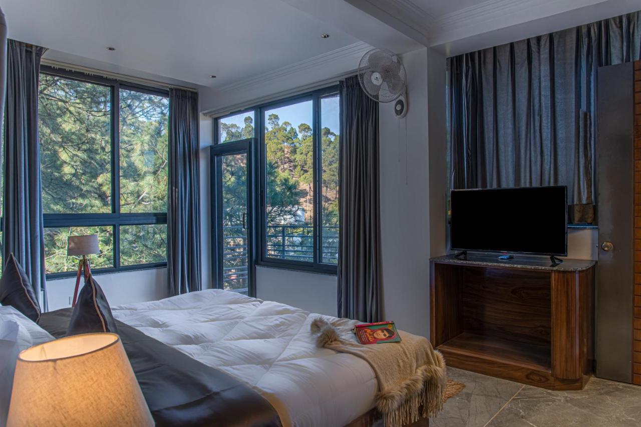 Hillcrest Heights Bed and Breakfast Kasauli Exteriör bild