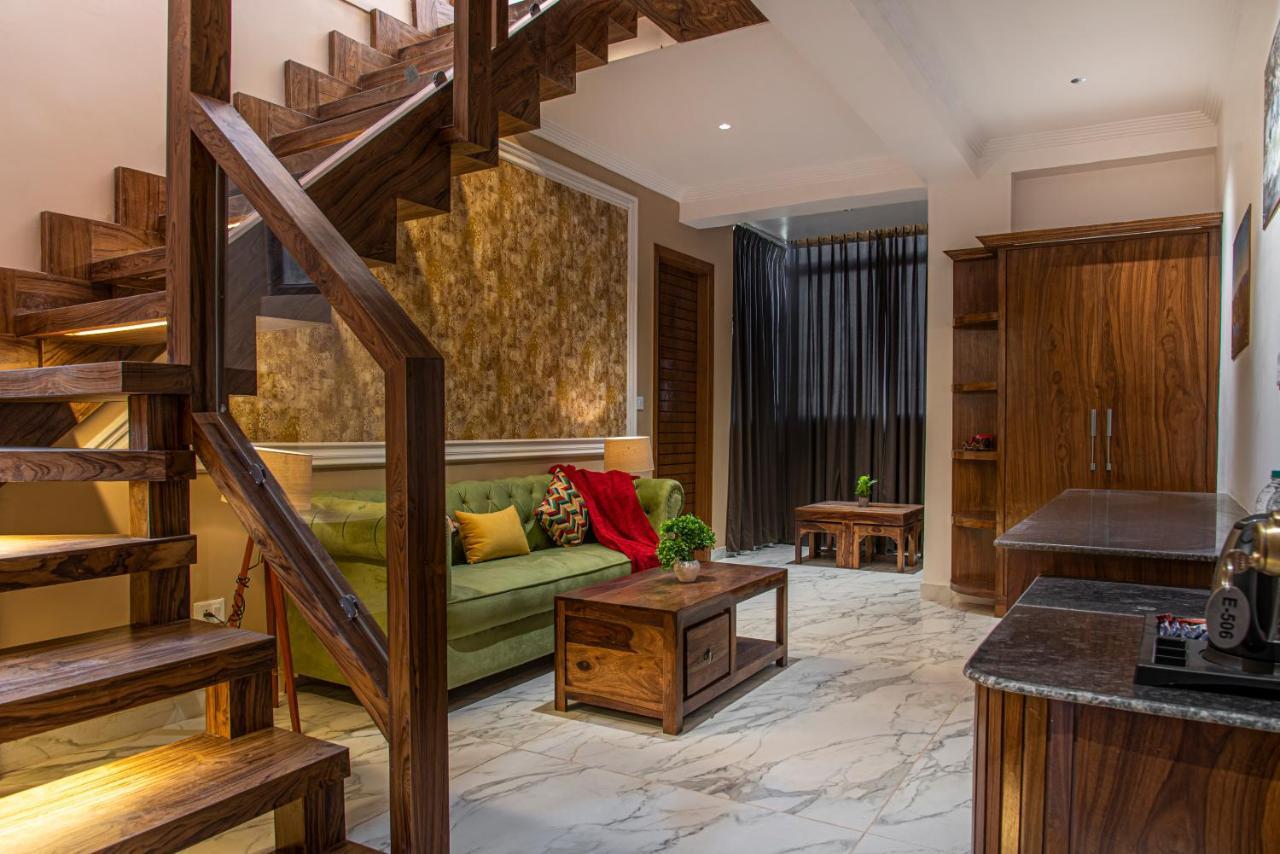 Hillcrest Heights Bed and Breakfast Kasauli Exteriör bild