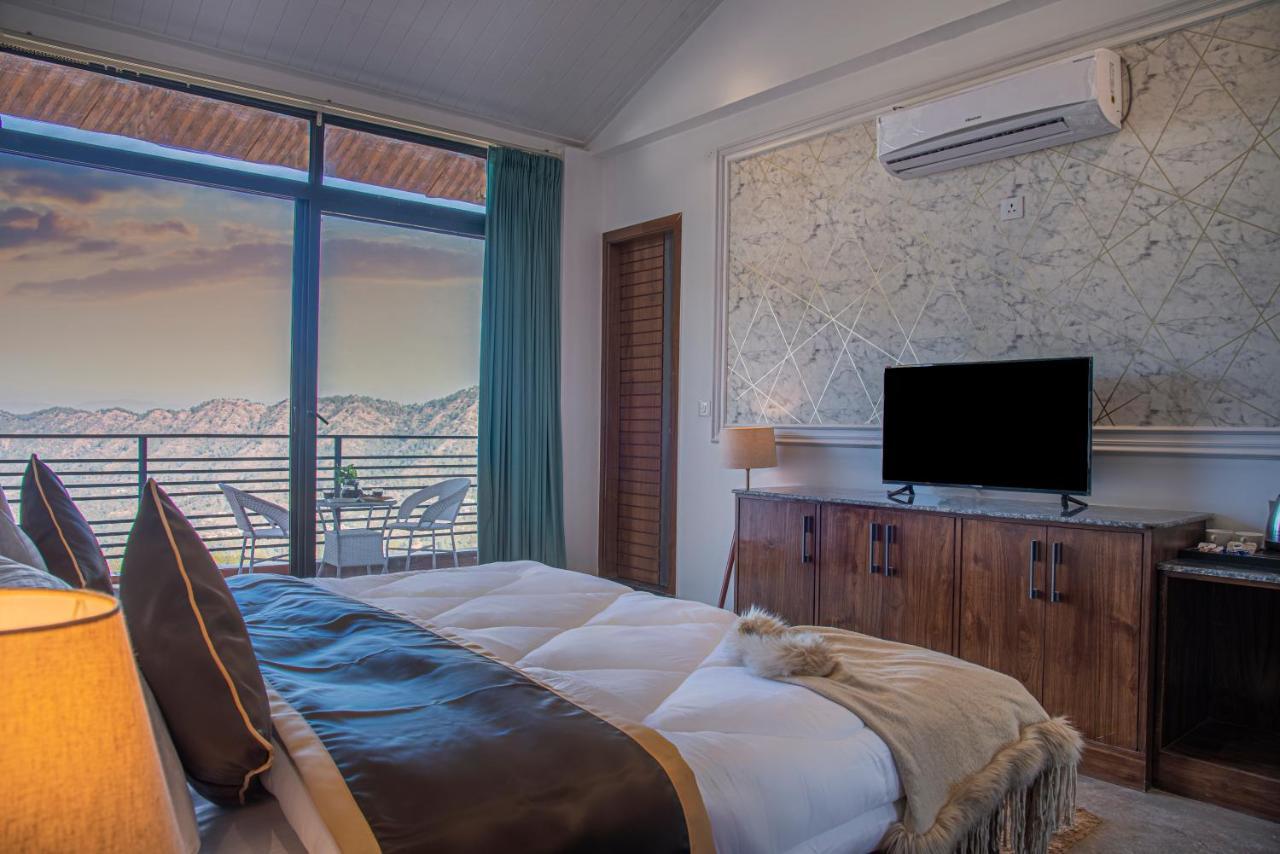 Hillcrest Heights Bed and Breakfast Kasauli Exteriör bild